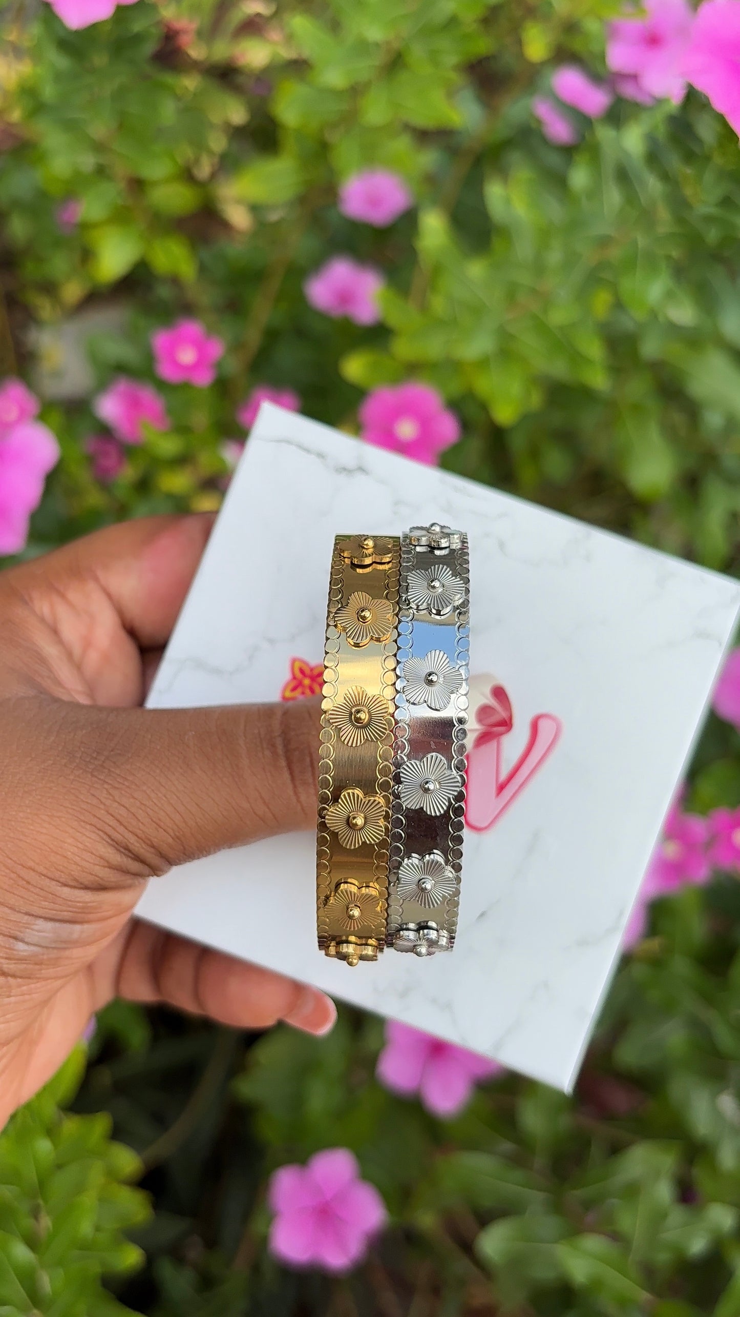 🌸 Bangle