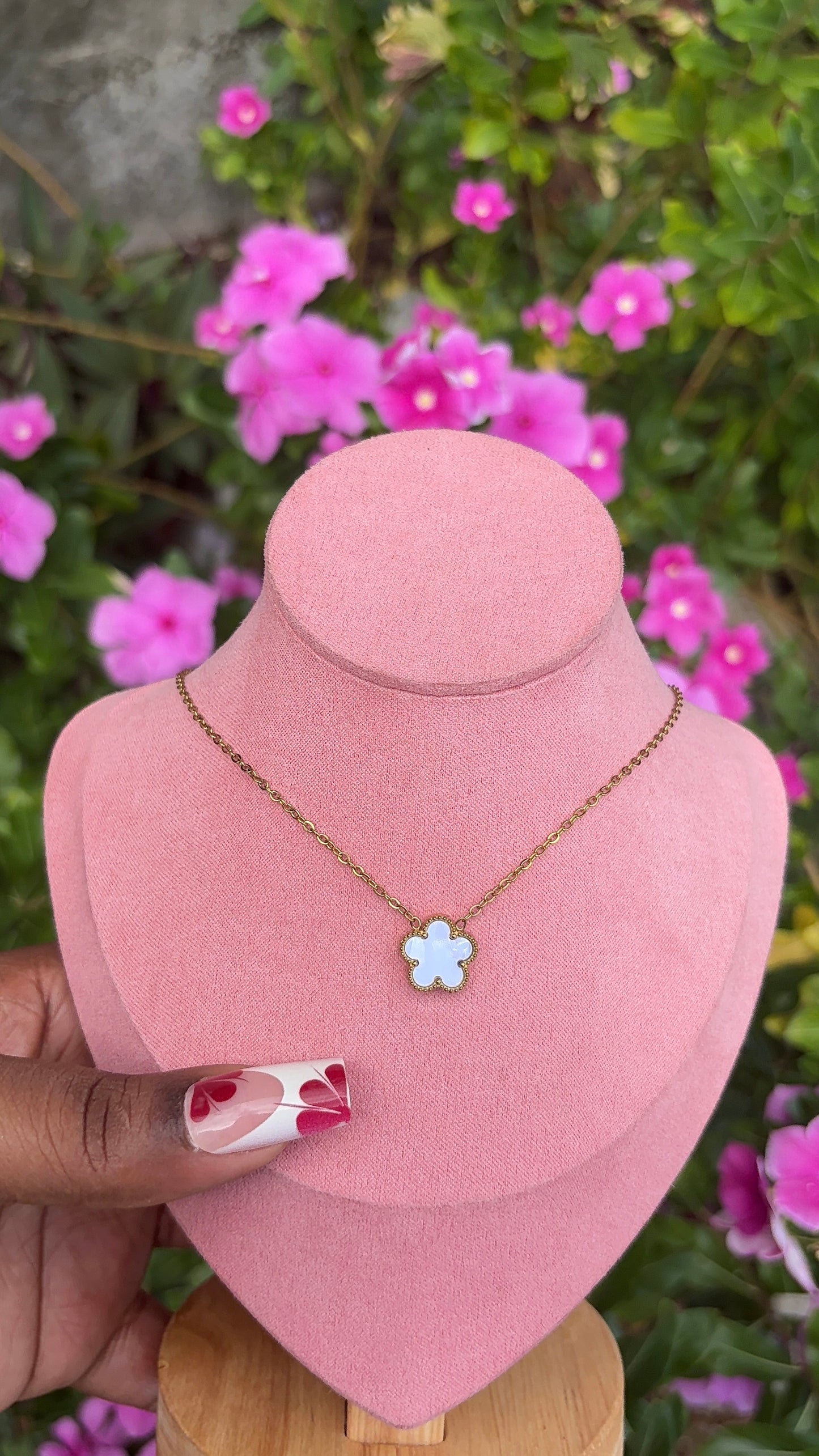 🌸 Necklace