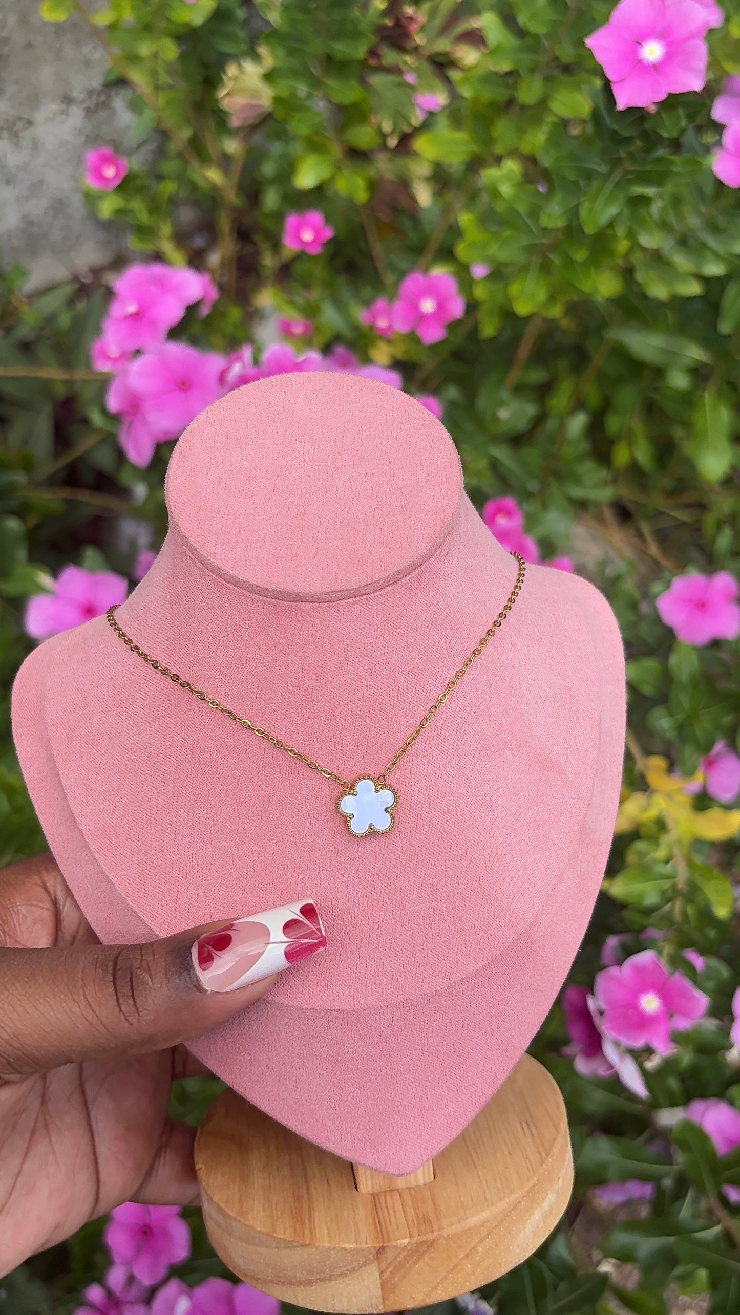 🌸 Necklace