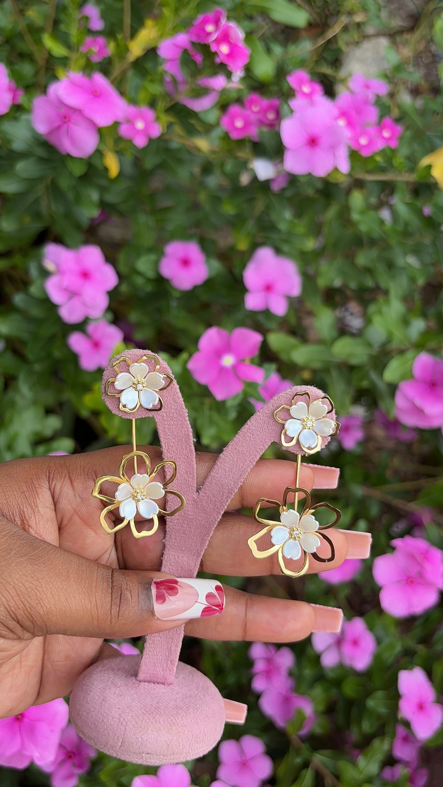 Glossy Petals